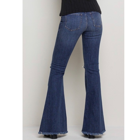 JUST IN/ MARLIE HIGH RISE DISTRESSED BELL BOTTOM DENIM - Picture 6 of 11